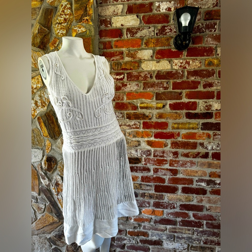 Boston proper, Medium, Whote, sleeveless, Summer frail dress with liner